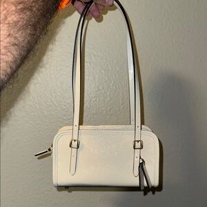 AUTHENTIC NWT Coach Swing Zip Bag 20